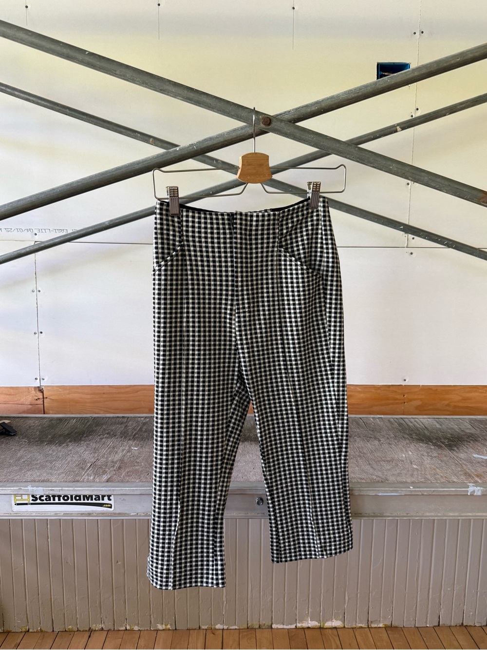 Anthro Capri Pants